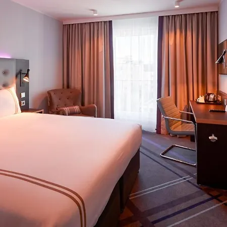 Hotel Premier Opernhaus 3*