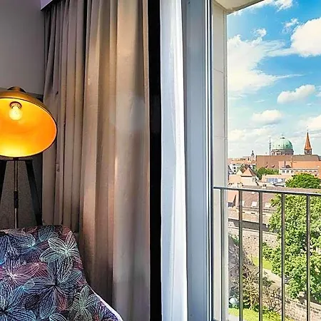 Hotel Premier Opernhaus 3*